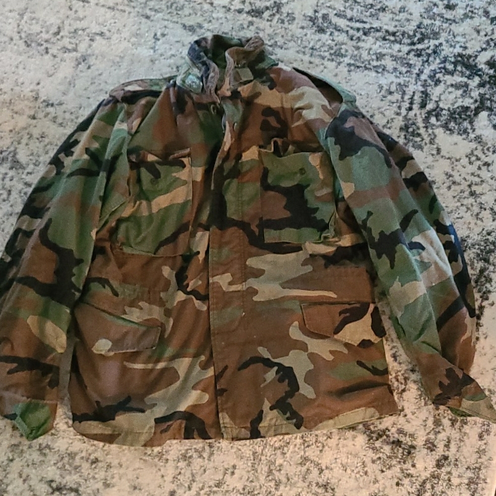 ARMY JACKET
